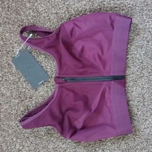 NWT Syrokan Sports Bra